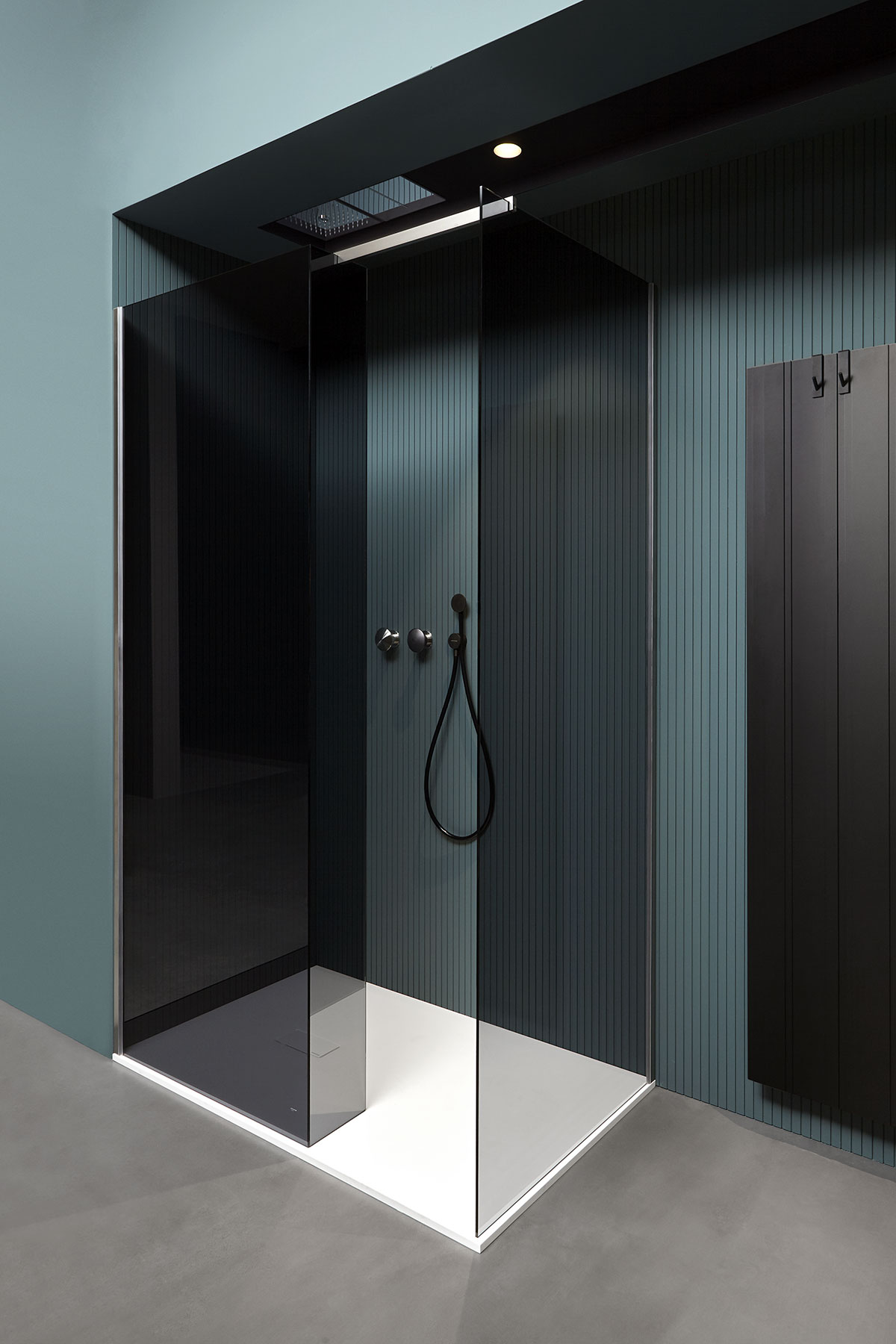 Shower Trays + Enclosures