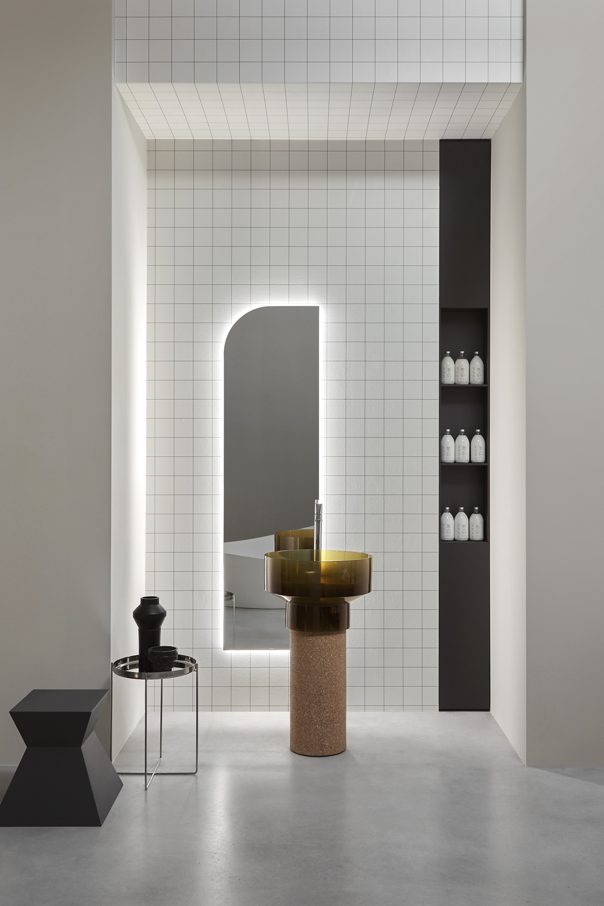 Sculptural furniture in essential geometric shapes