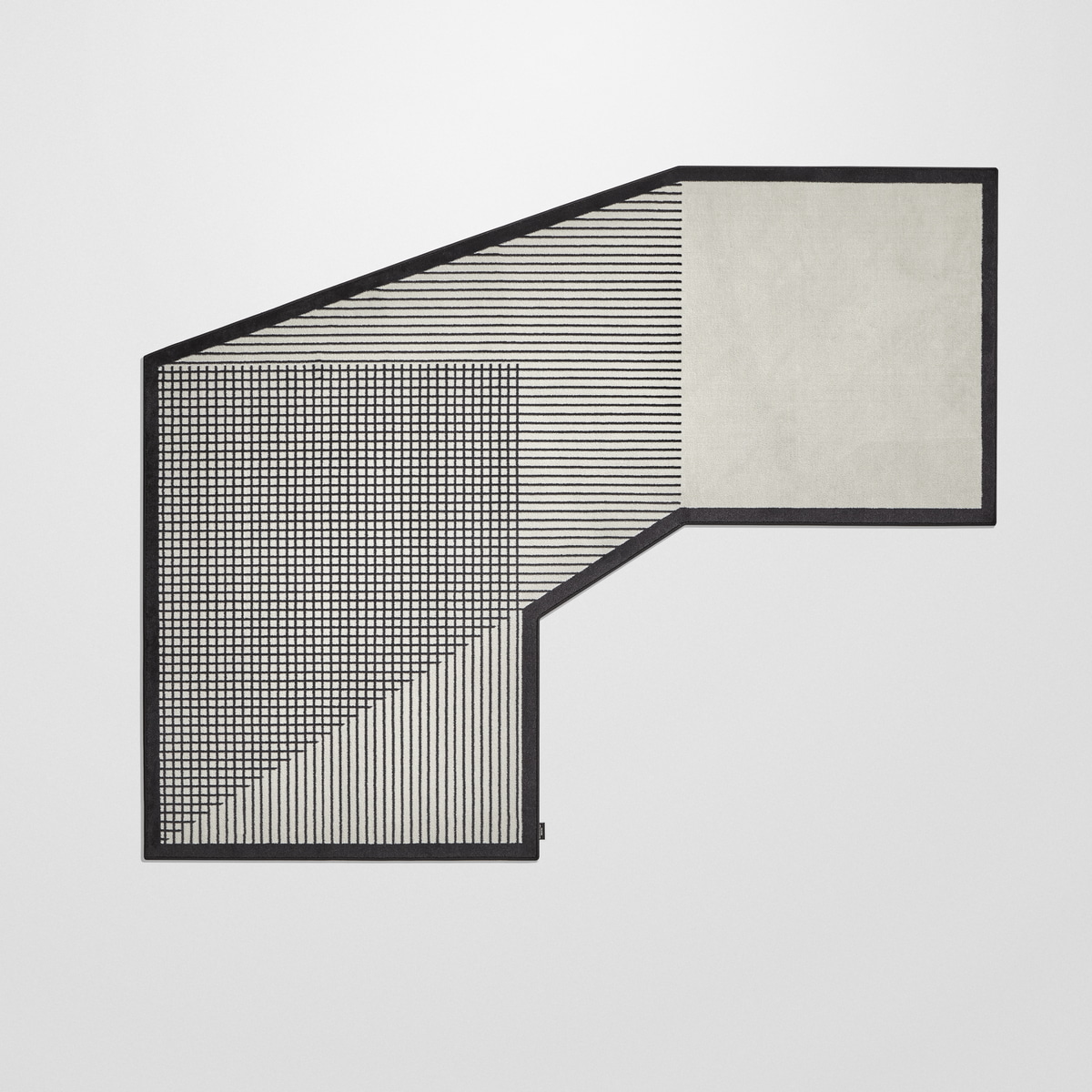inclined lines that define new perspectives