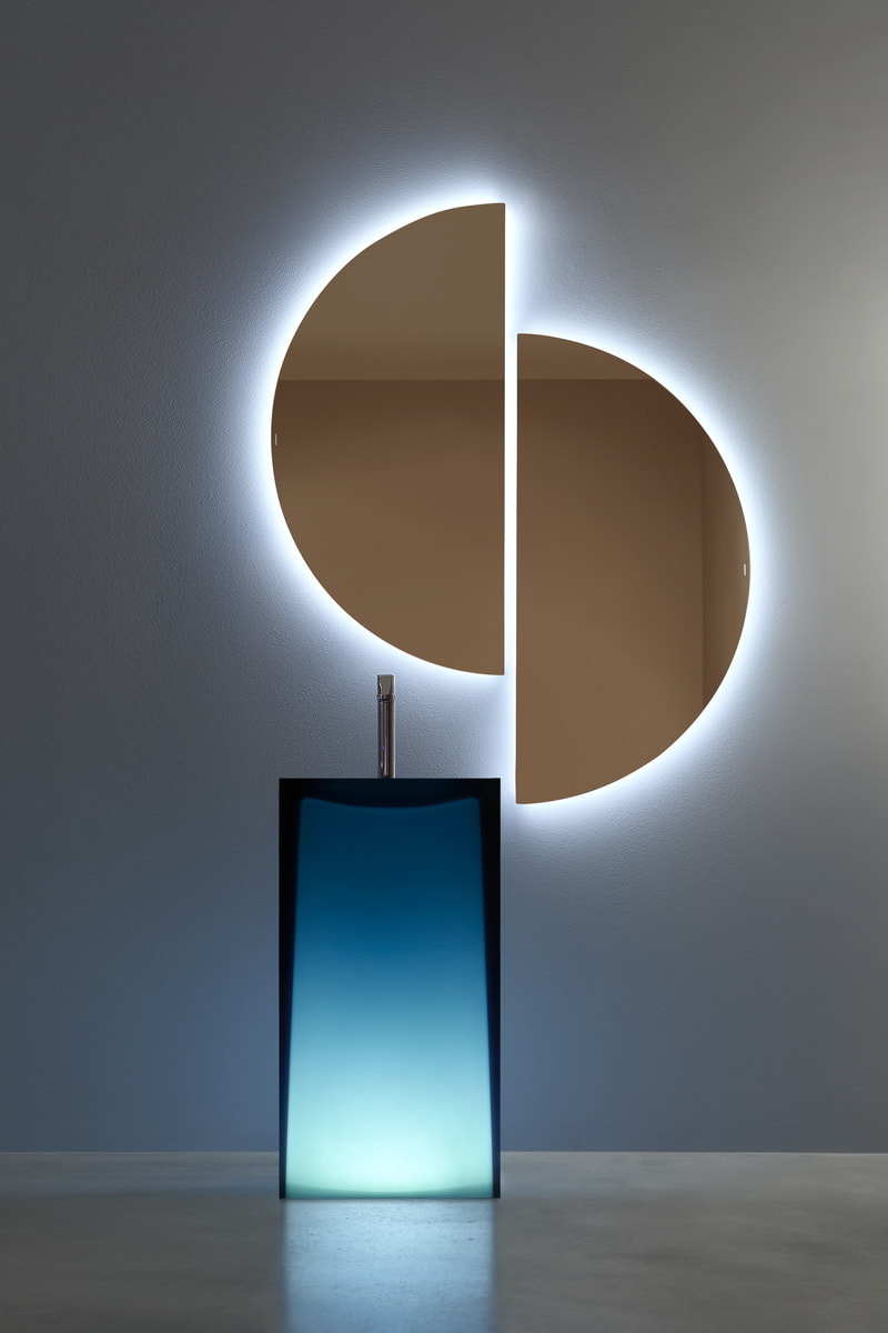 The organic shape develops seamlessly as it does  for natural phenomenon.