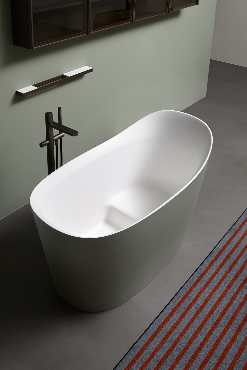 immagine elegante, fatta di linee fluide, forme morbide e candide superfici