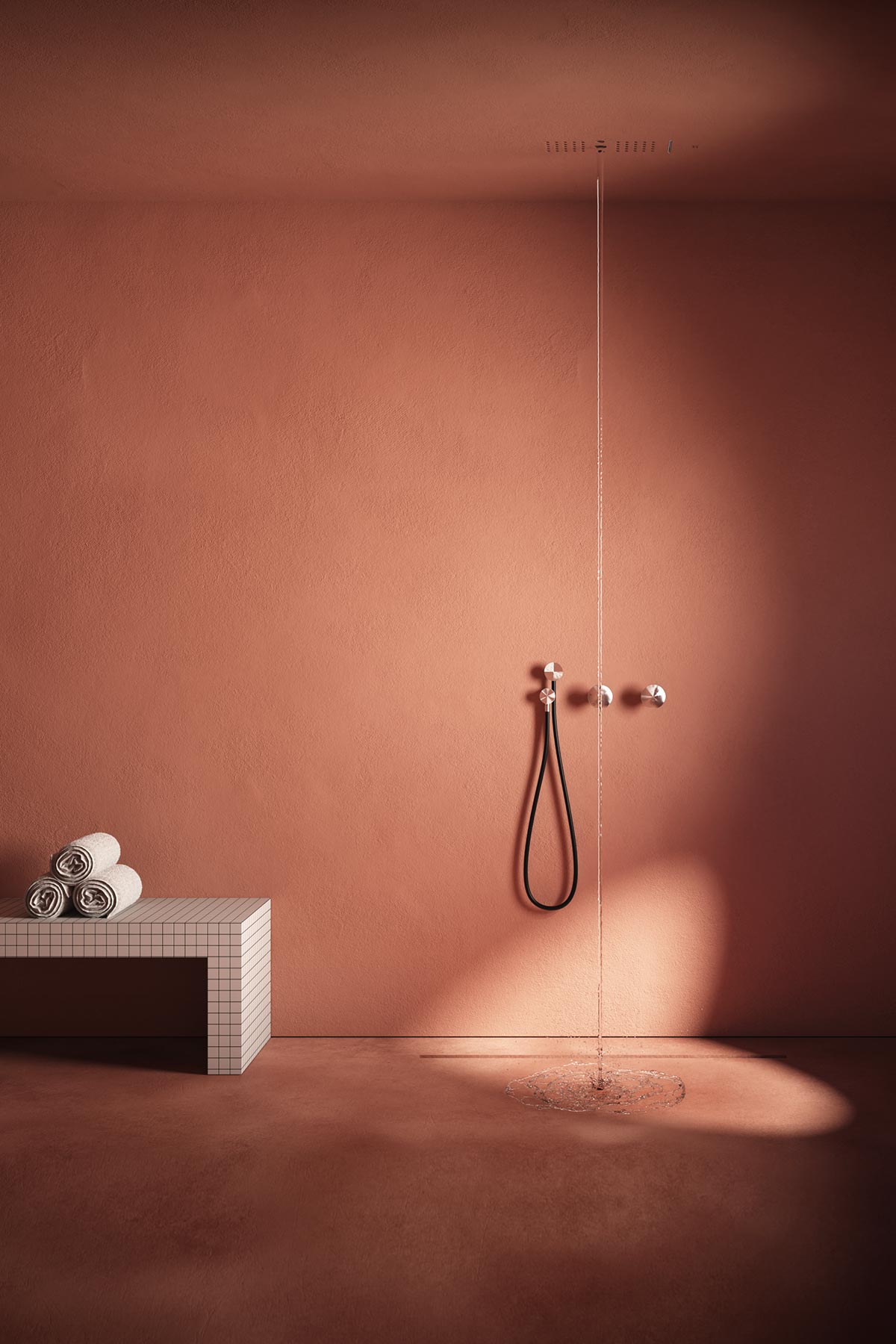 Scompare totalmente alla vista, lasciando all’acqua e al suo effetto rigenerante il ruolo di unica protagonista.