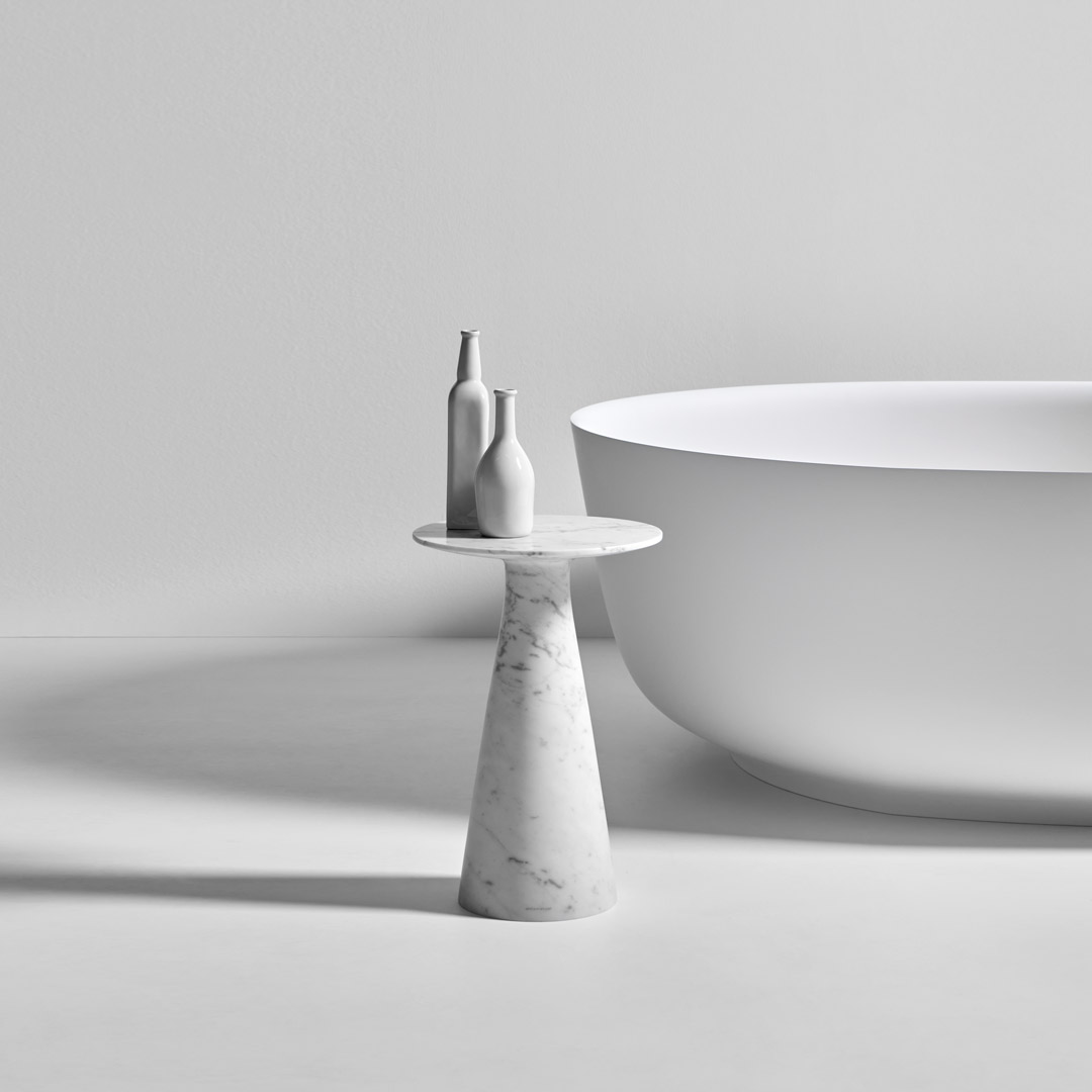 A balance of pure geometries